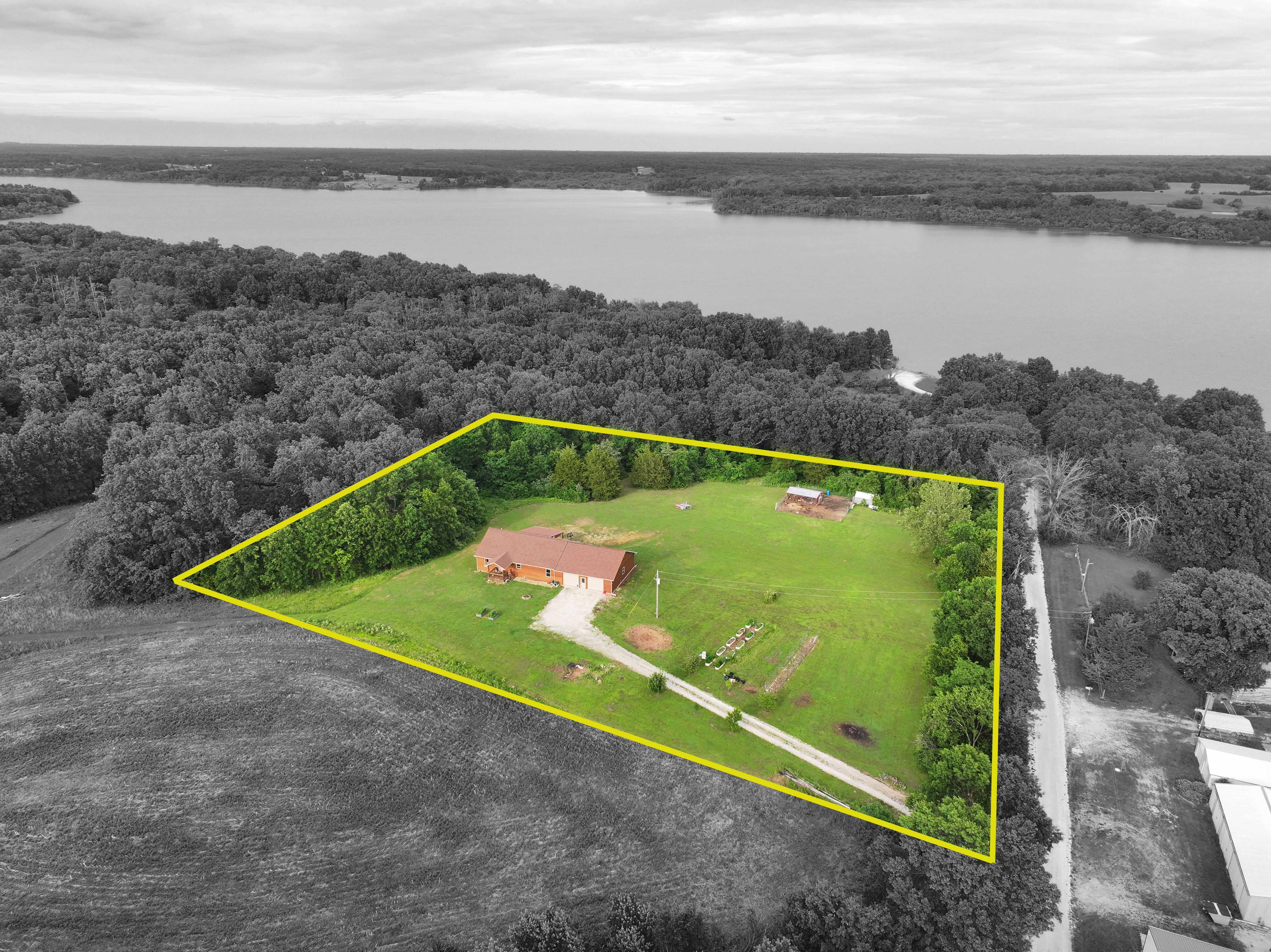 Aerial boundary map outlining the 3.62-acre property lines of 22411 Gaslight Place