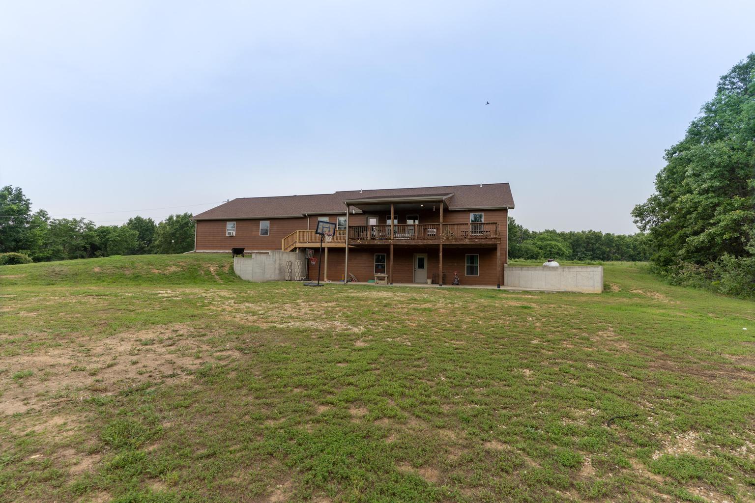 Back yard and outdoor space at 22411 Gaslight Place